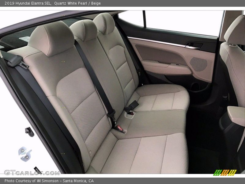 Quartz White Pearl / Beige 2019 Hyundai Elantra SEL