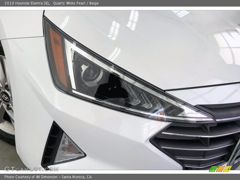 Quartz White Pearl / Beige 2019 Hyundai Elantra SEL