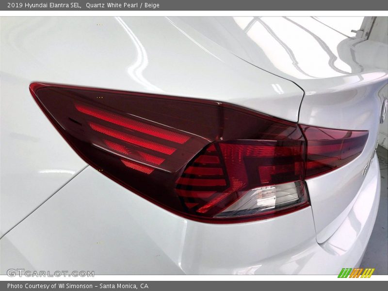 Quartz White Pearl / Beige 2019 Hyundai Elantra SEL