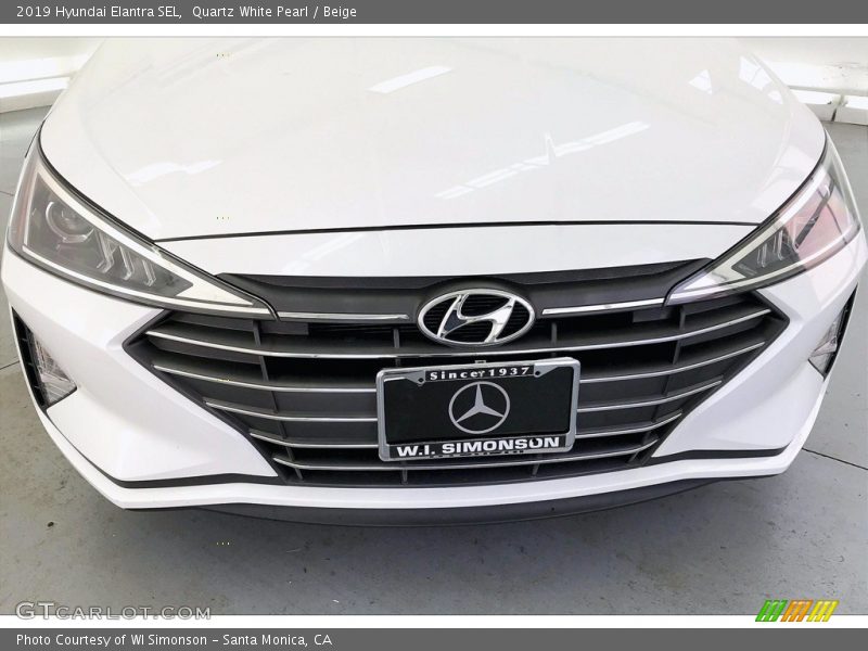 Quartz White Pearl / Beige 2019 Hyundai Elantra SEL