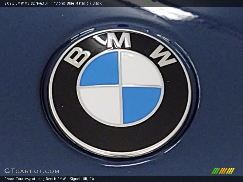 Phytonic Blue Metallic / Black 2021 BMW X3 sDrive30i