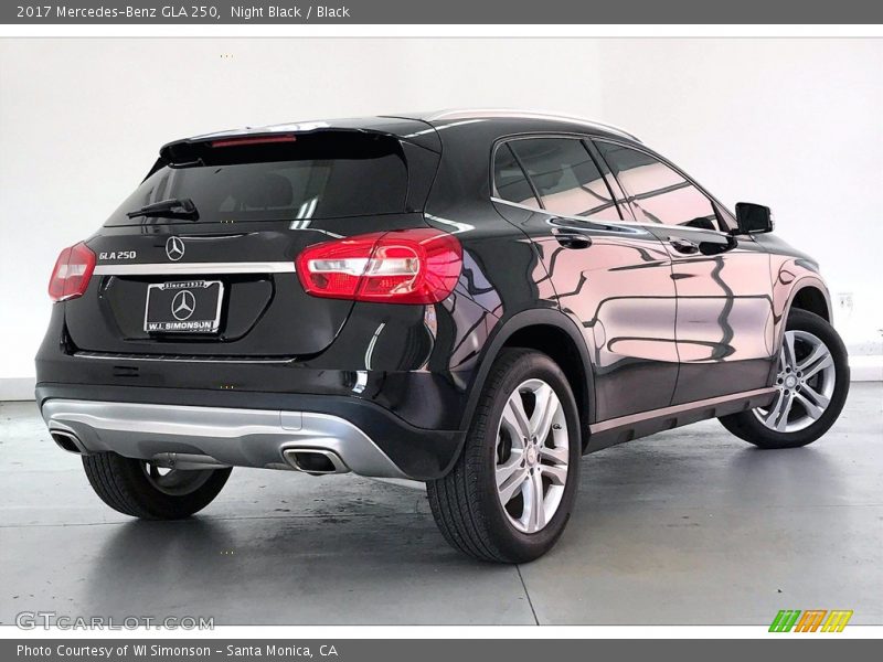 Night Black / Black 2017 Mercedes-Benz GLA 250