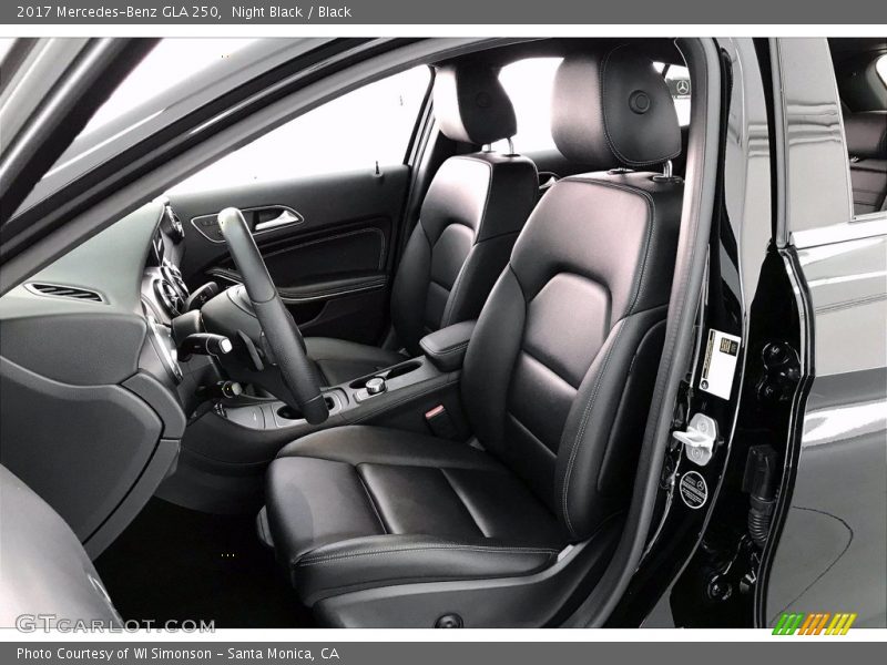 Night Black / Black 2017 Mercedes-Benz GLA 250