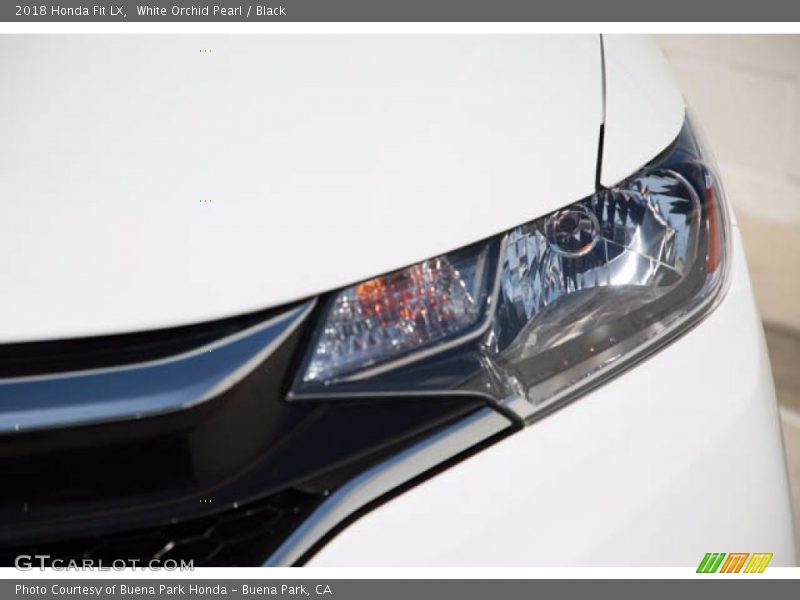 White Orchid Pearl / Black 2018 Honda Fit LX