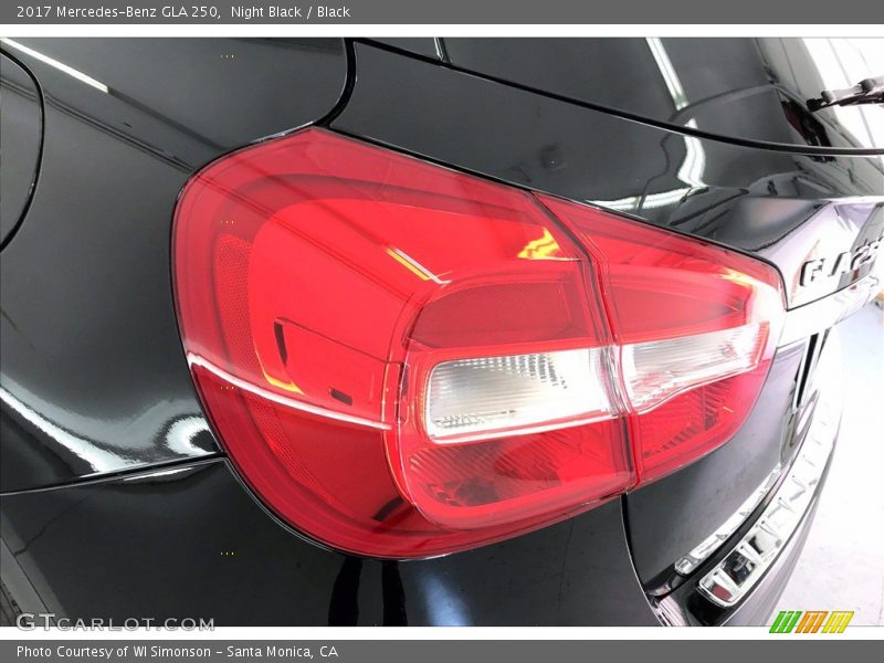 Night Black / Black 2017 Mercedes-Benz GLA 250