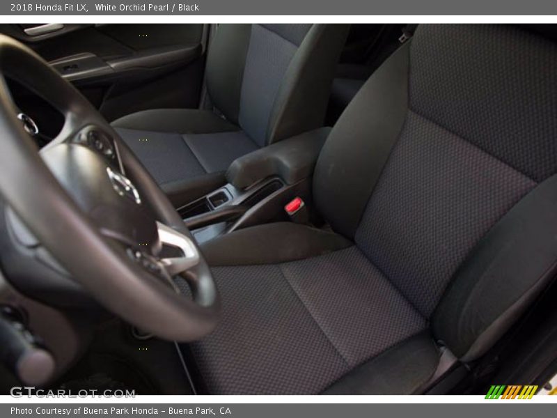 White Orchid Pearl / Black 2018 Honda Fit LX