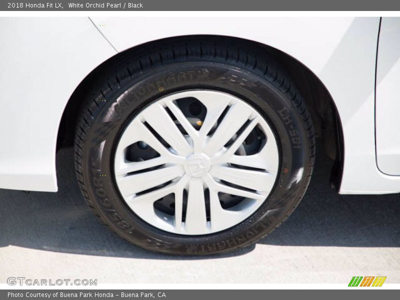 White Orchid Pearl / Black 2018 Honda Fit LX