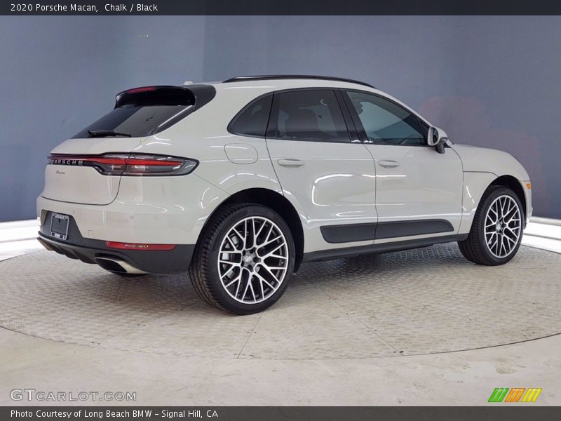 Chalk / Black 2020 Porsche Macan