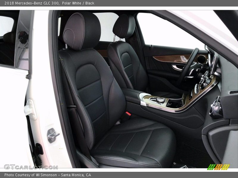 Polar White / Black 2018 Mercedes-Benz GLC 300