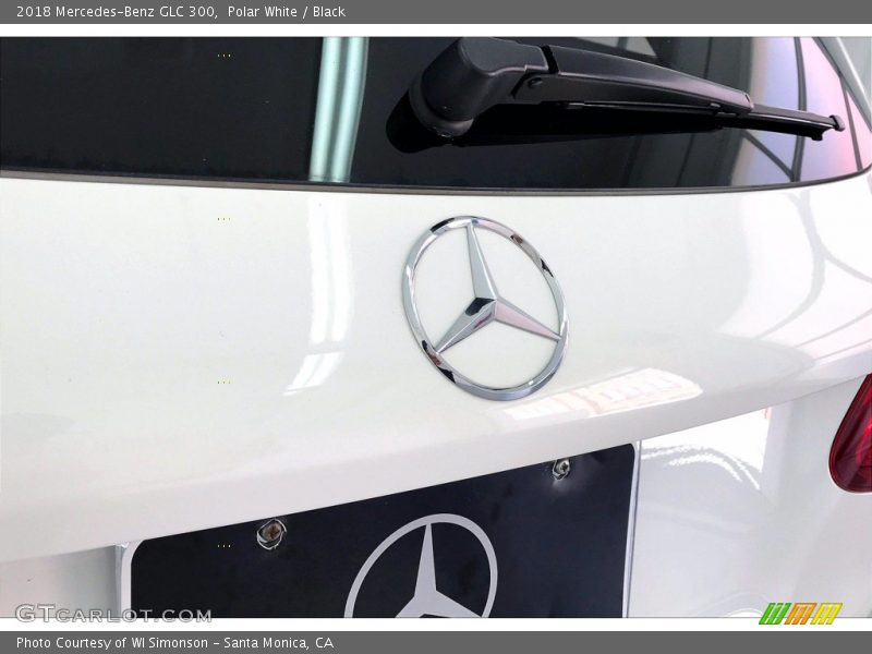 Polar White / Black 2018 Mercedes-Benz GLC 300