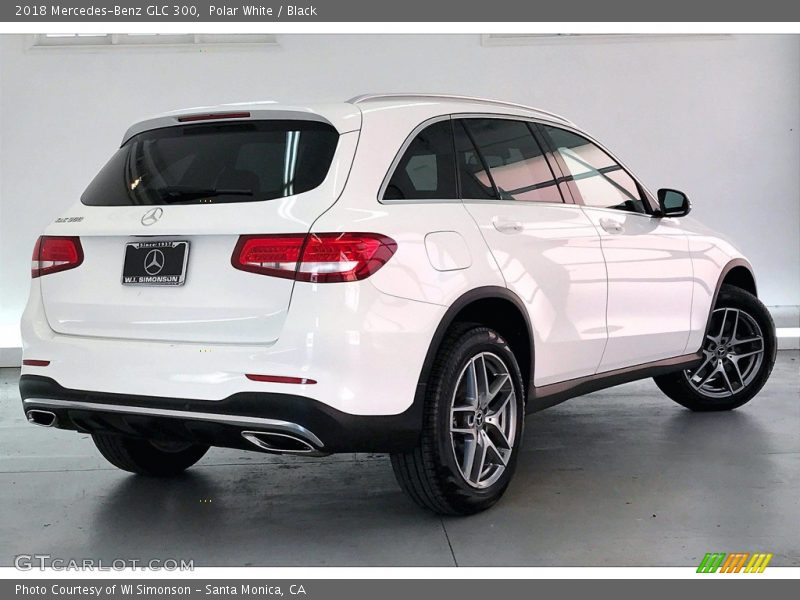 Polar White / Black 2018 Mercedes-Benz GLC 300