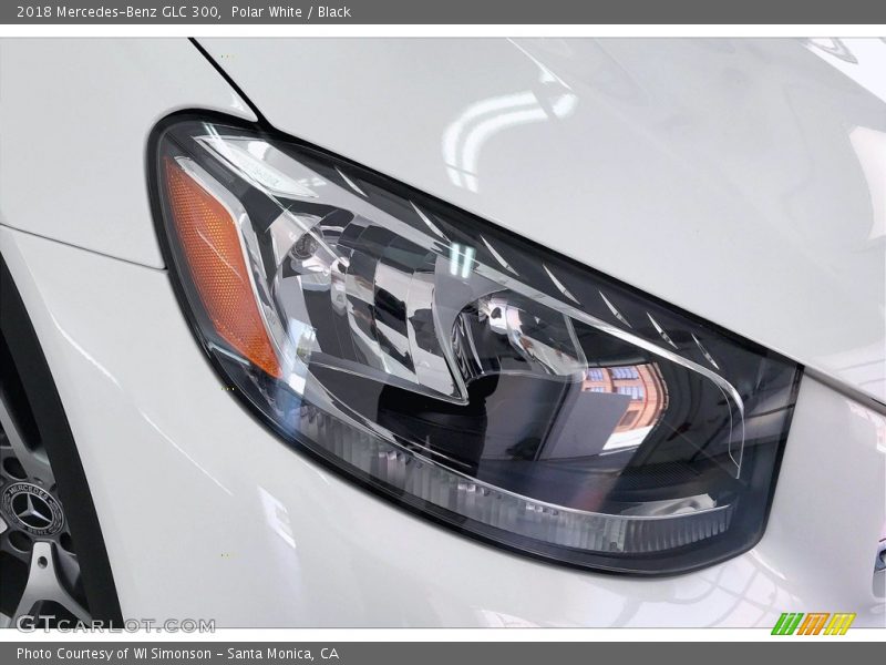 Polar White / Black 2018 Mercedes-Benz GLC 300