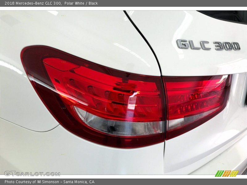 Polar White / Black 2018 Mercedes-Benz GLC 300
