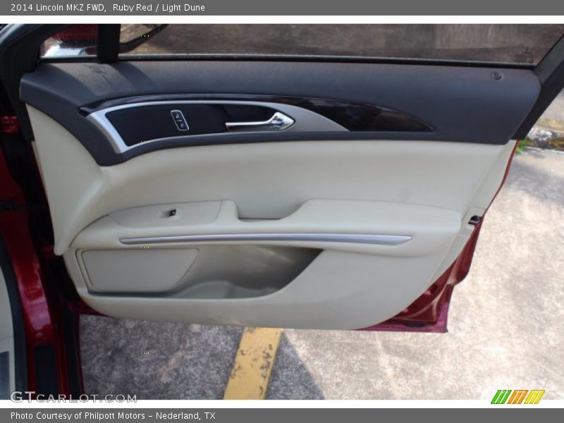 Ruby Red / Light Dune 2014 Lincoln MKZ FWD