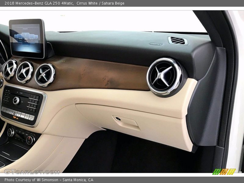 Cirrus White / Sahara Beige 2018 Mercedes-Benz GLA 250 4Matic