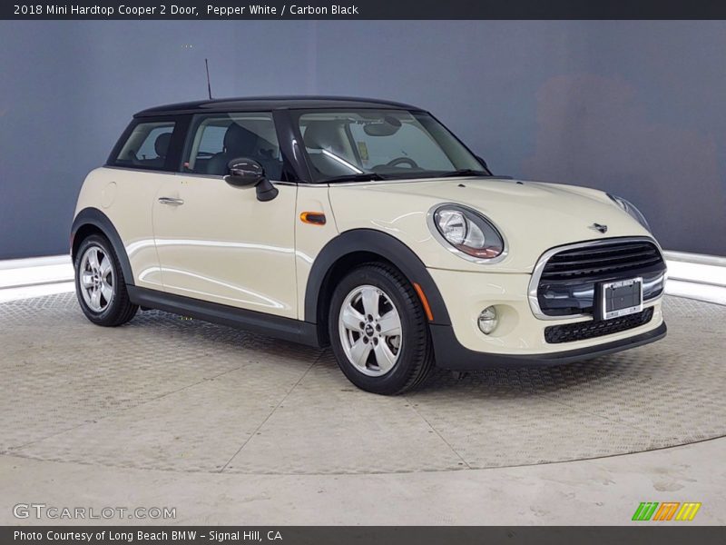 Pepper White / Carbon Black 2018 Mini Hardtop Cooper 2 Door