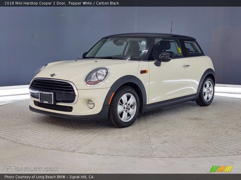 Pepper White / Carbon Black 2018 Mini Hardtop Cooper 2 Door