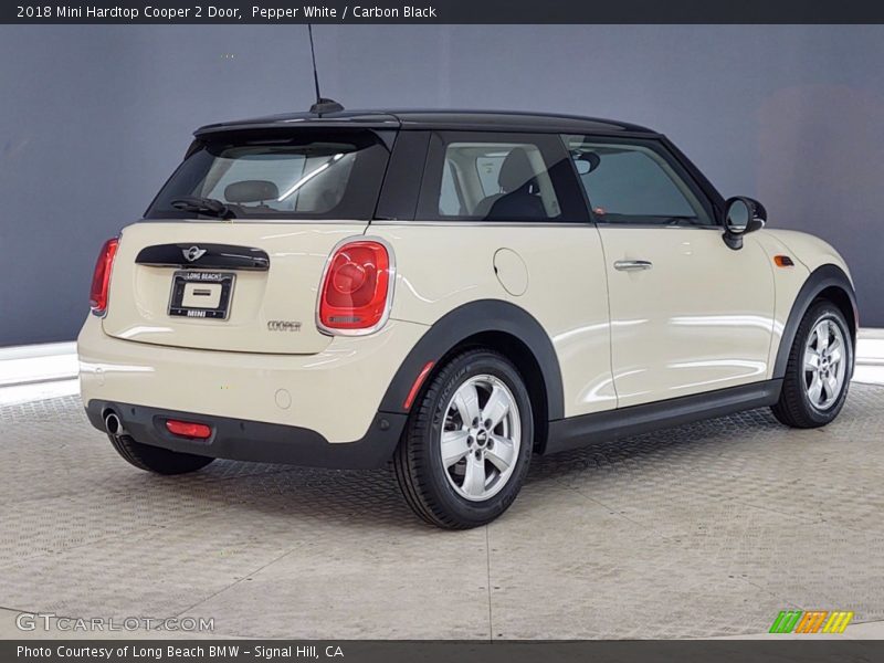 Pepper White / Carbon Black 2018 Mini Hardtop Cooper 2 Door
