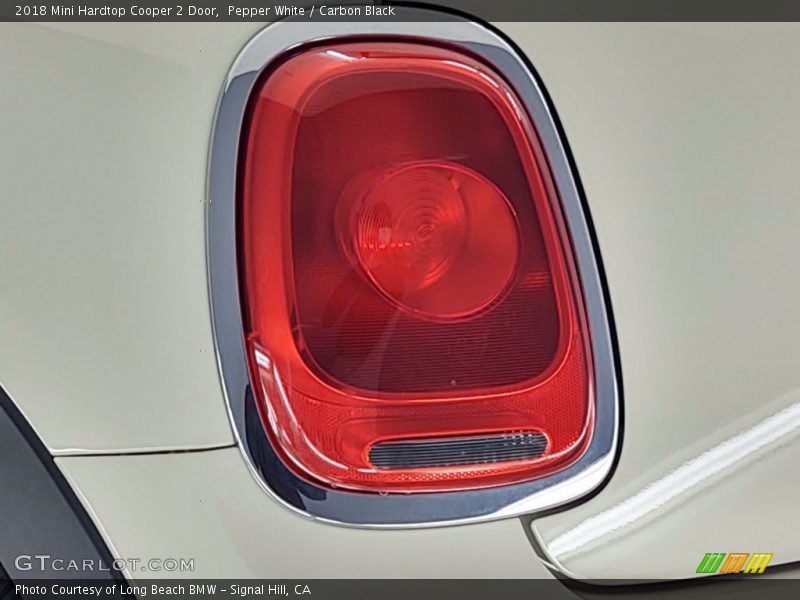 Pepper White / Carbon Black 2018 Mini Hardtop Cooper 2 Door