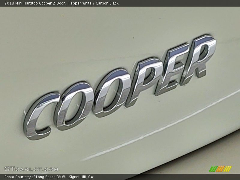 Pepper White / Carbon Black 2018 Mini Hardtop Cooper 2 Door