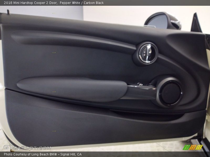 Pepper White / Carbon Black 2018 Mini Hardtop Cooper 2 Door