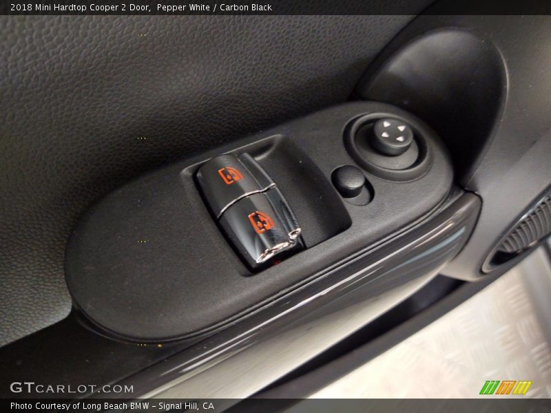Pepper White / Carbon Black 2018 Mini Hardtop Cooper 2 Door