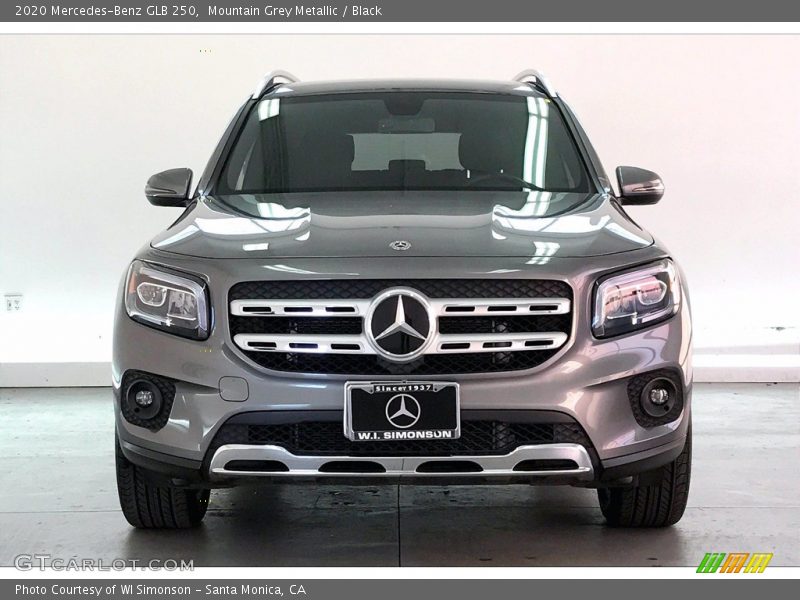 Mountain Grey Metallic / Black 2020 Mercedes-Benz GLB 250
