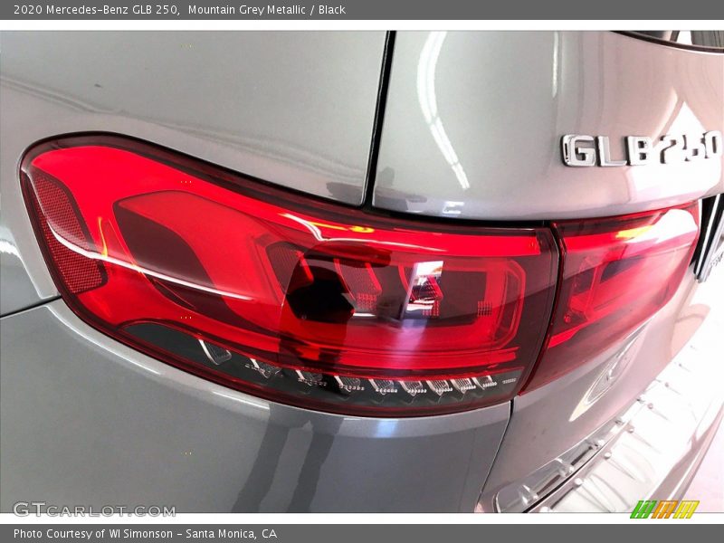 Mountain Grey Metallic / Black 2020 Mercedes-Benz GLB 250