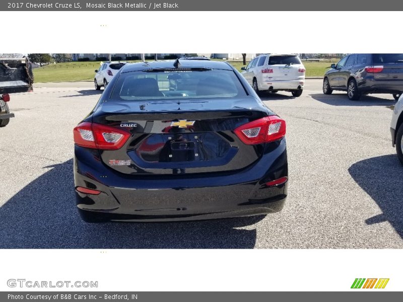 Mosaic Black Metallic / Jet Black 2017 Chevrolet Cruze LS