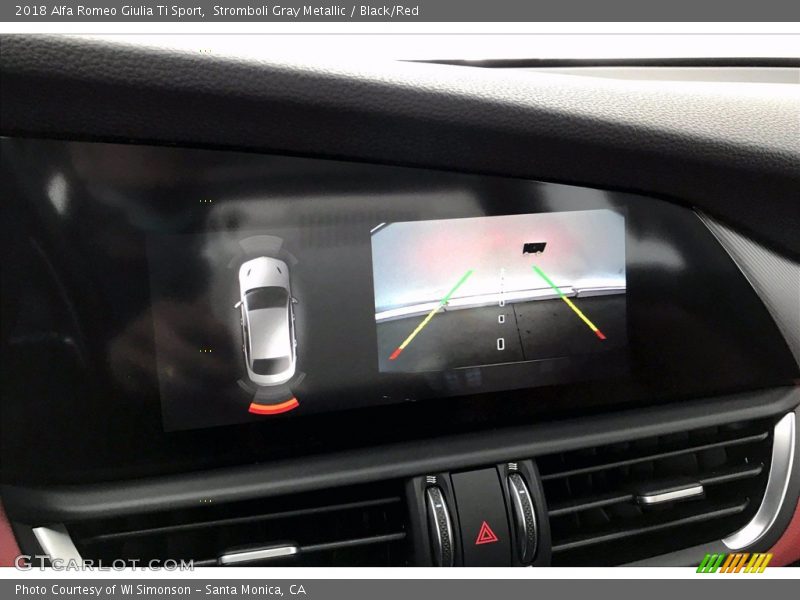 Stromboli Gray Metallic / Black/Red 2018 Alfa Romeo Giulia Ti Sport