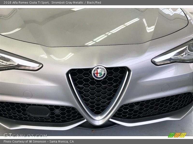 Stromboli Gray Metallic / Black/Red 2018 Alfa Romeo Giulia Ti Sport