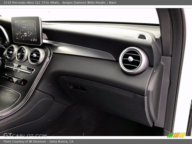 designo Diamond White Metallic / Black 2018 Mercedes-Benz GLC 350e 4Matic