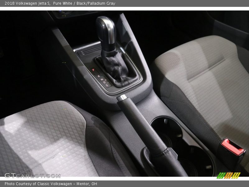Pure White / Black/Palladium Gray 2018 Volkswagen Jetta S