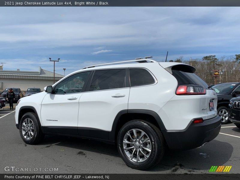 Bright White / Black 2021 Jeep Cherokee Latitude Lux 4x4