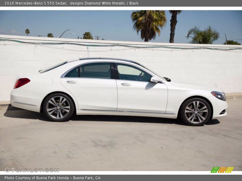 designo Diamond White Metallic / Black 2016 Mercedes-Benz S 550 Sedan