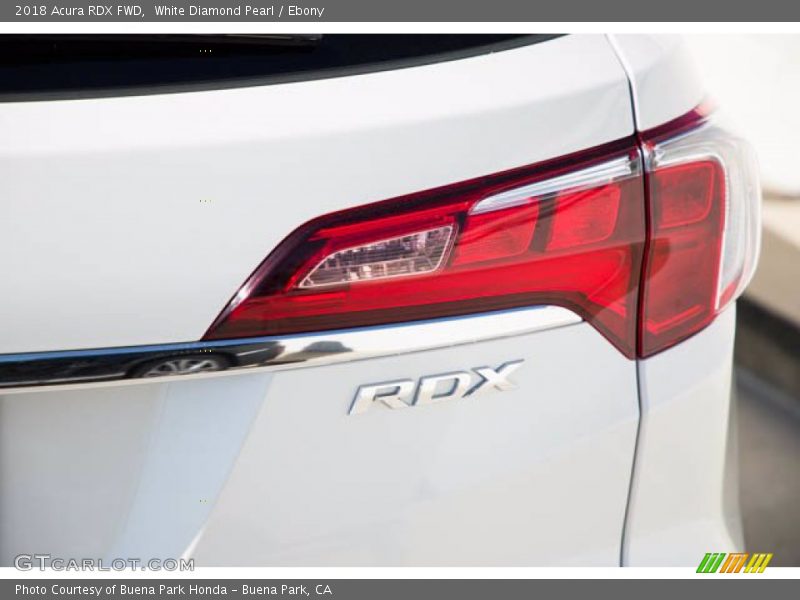 White Diamond Pearl / Ebony 2018 Acura RDX FWD