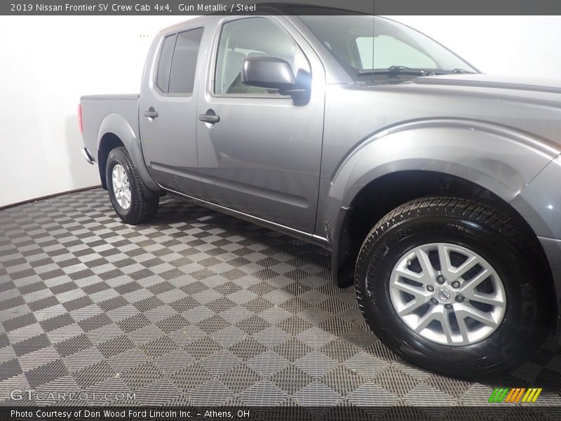Gun Metallic / Steel 2019 Nissan Frontier SV Crew Cab 4x4