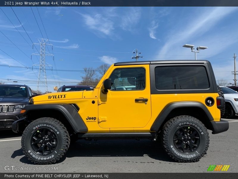 2021 Wrangler Willys 4x4 Hellayella