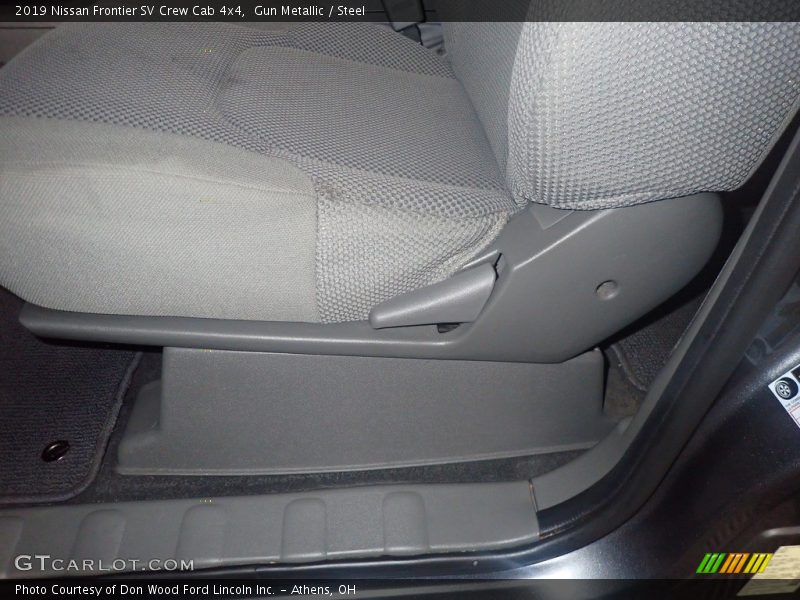 Gun Metallic / Steel 2019 Nissan Frontier SV Crew Cab 4x4