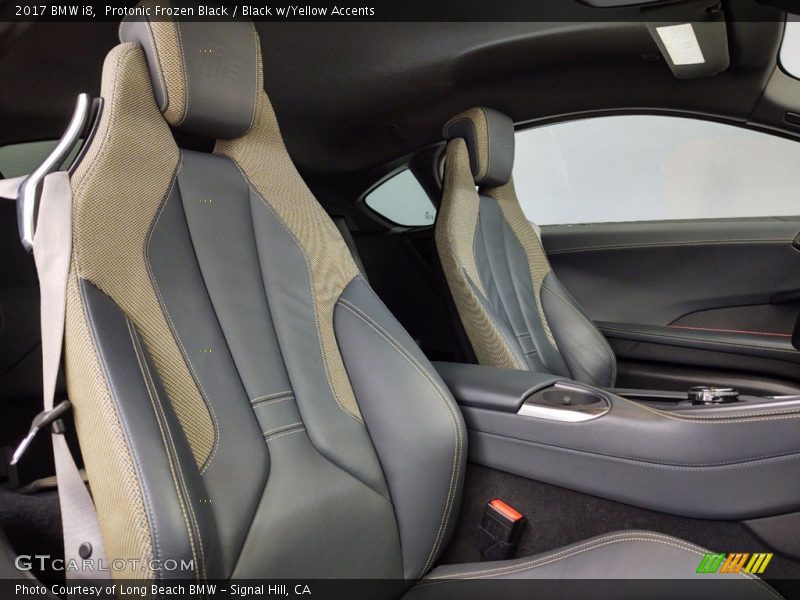 Front Seat of 2017 i8 