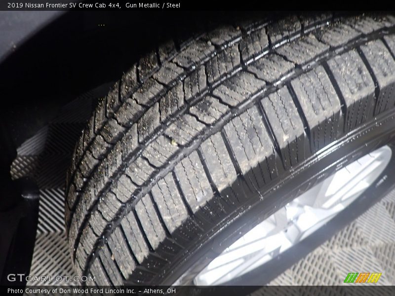 Gun Metallic / Steel 2019 Nissan Frontier SV Crew Cab 4x4