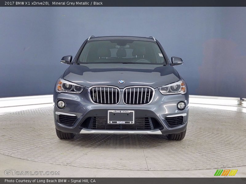 Mineral Grey Metallic / Black 2017 BMW X1 xDrive28i