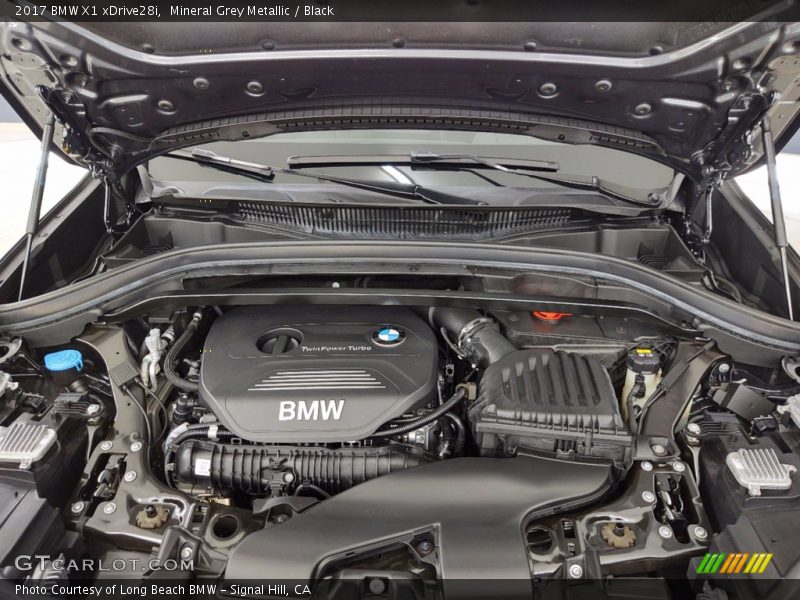 Mineral Grey Metallic / Black 2017 BMW X1 xDrive28i