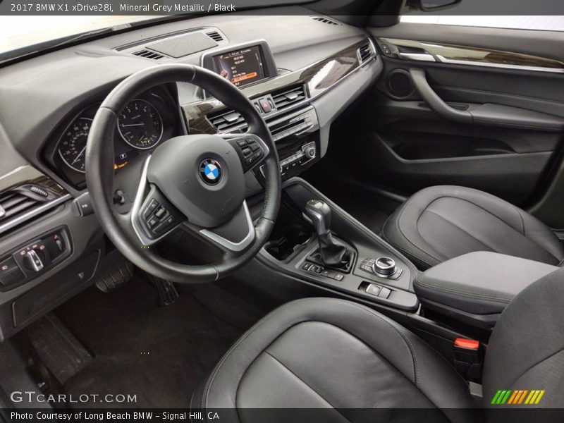 Mineral Grey Metallic / Black 2017 BMW X1 xDrive28i