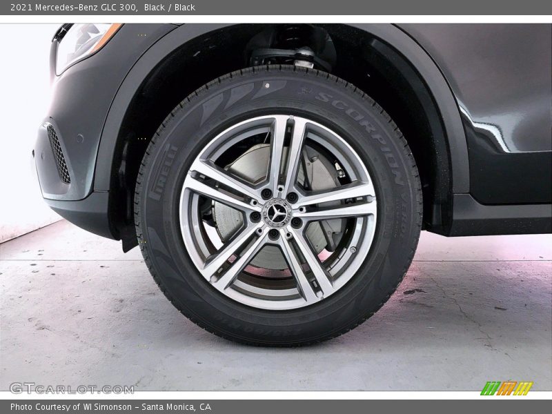 Black / Black 2021 Mercedes-Benz GLC 300