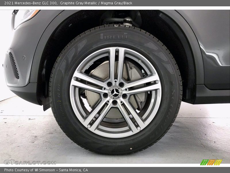 Graphite Gray Metallic / Magma Gray/Black 2021 Mercedes-Benz GLC 300