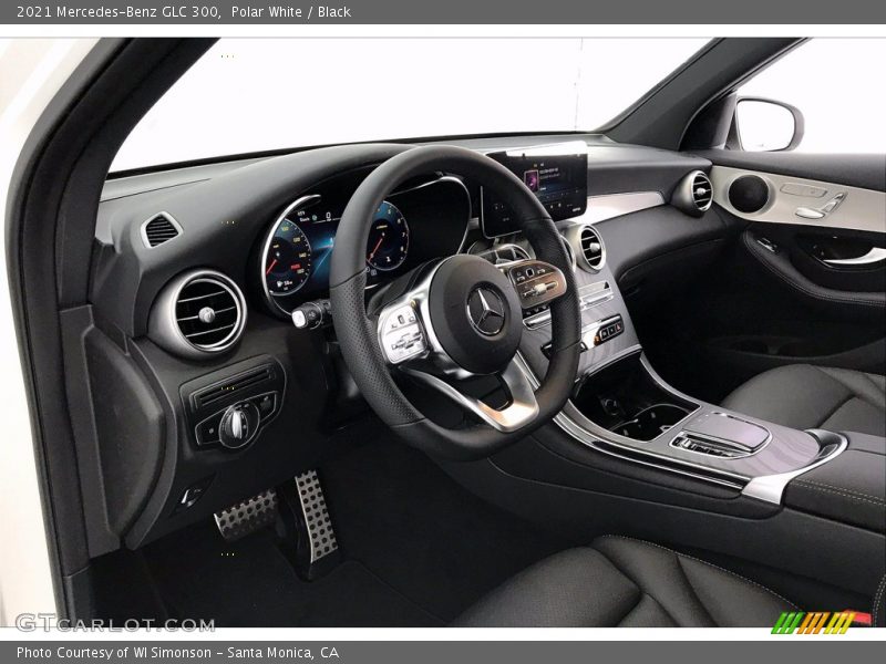 Polar White / Black 2021 Mercedes-Benz GLC 300