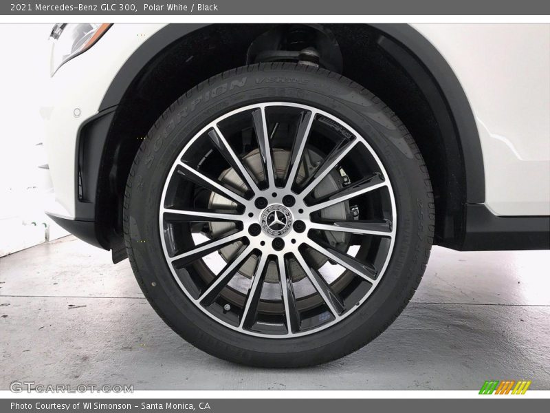 Polar White / Black 2021 Mercedes-Benz GLC 300