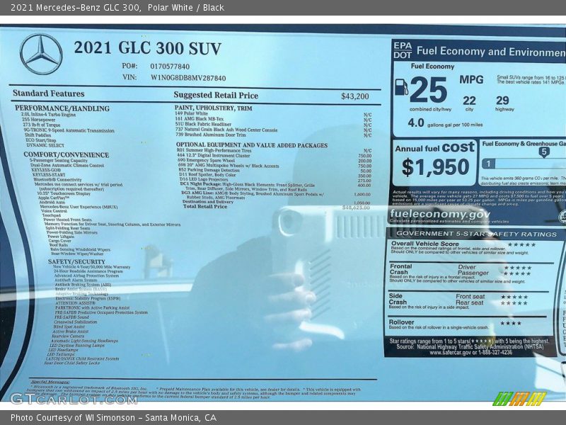 Polar White / Black 2021 Mercedes-Benz GLC 300