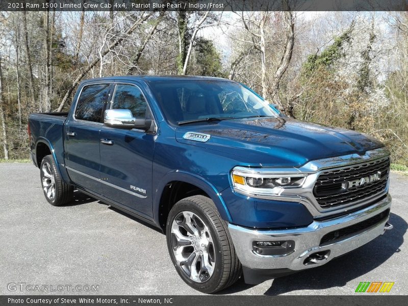 Front 3/4 View of 2021 1500 Limited Crew Cab 4x4
